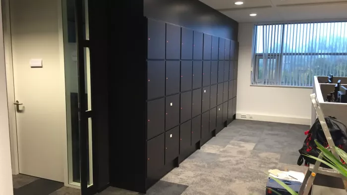 Locker kastjes gereed